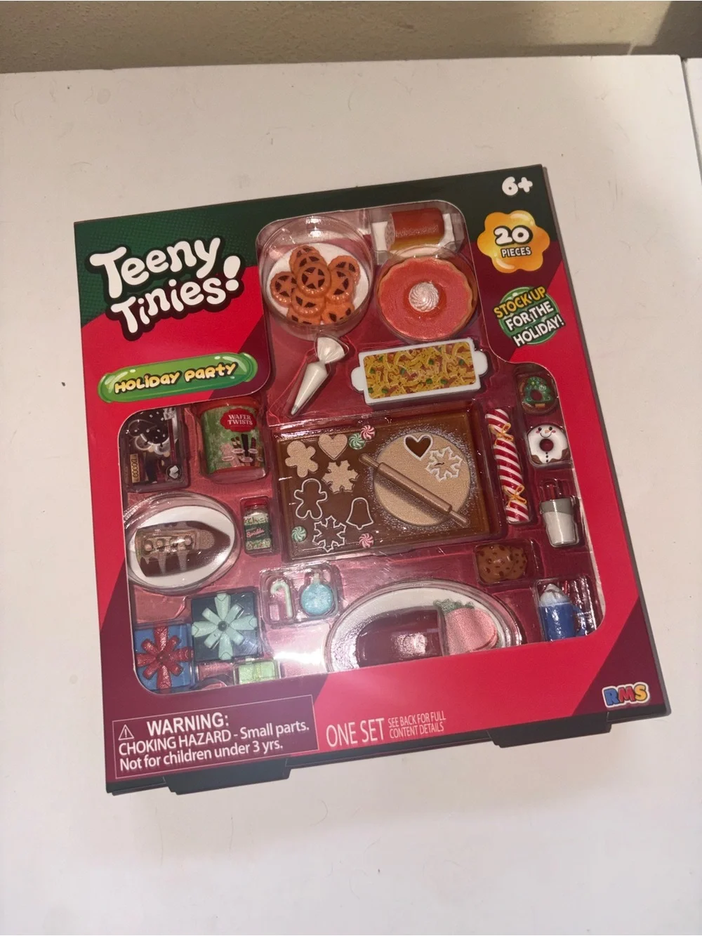 RMS Teeny Tinies Holiday Party 20-Piece Play Set